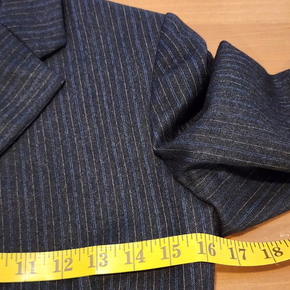 Pytchley Phillips & Piper Wool Pinstripe Riding Blazer Womens US 2 Gray Fox Head - Picture 8 of 12